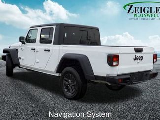 Used 2025 Jeep Gladiator Sport video 2
