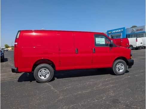 New 2025 Chevrolet Express 2500 Work Van w/ Driver Convenience Package image 8