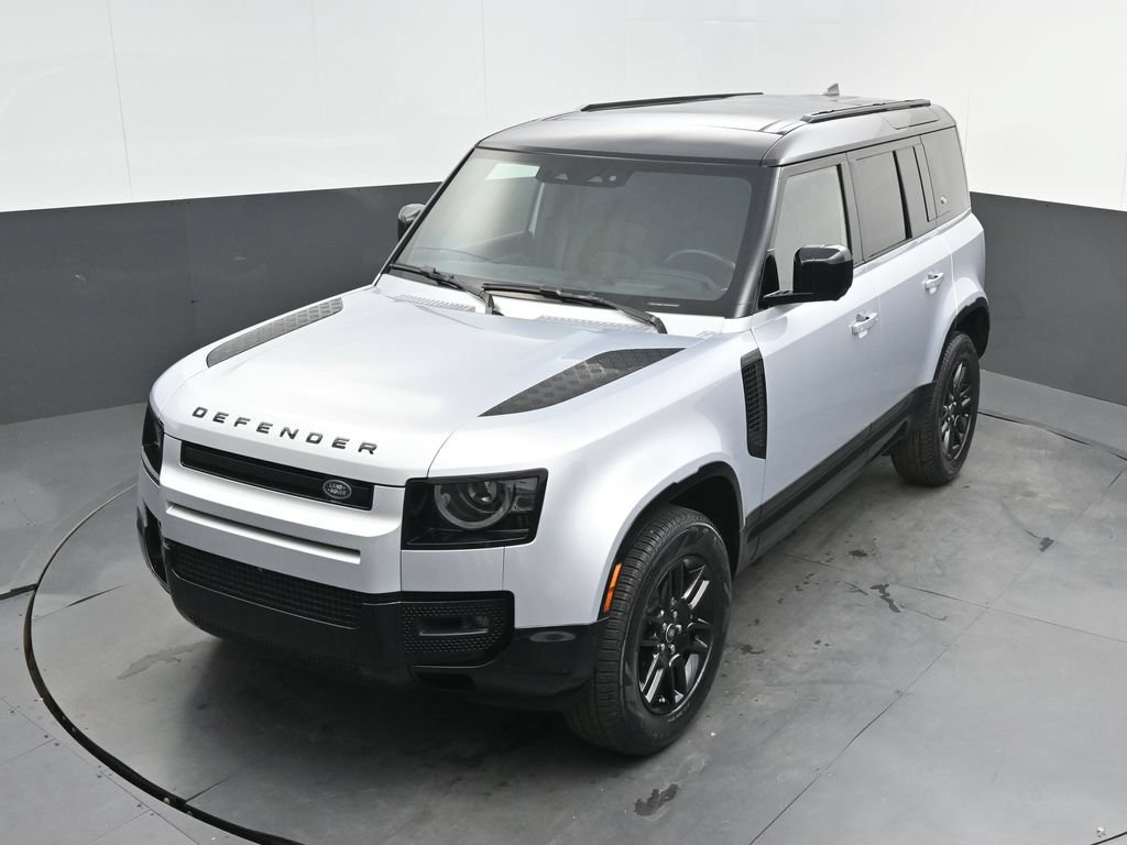 Used 2024 Land Rover Defender 110 X-Dynamic SE AWD/4WD image 38