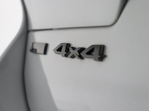 Used 2022 Jeep Grand Cherokee L Laredo image 23