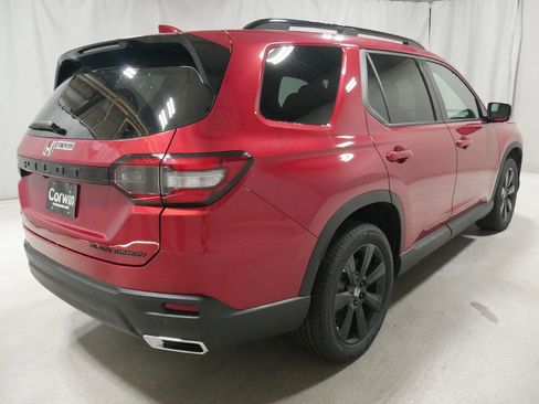 New 2025 Honda Pilot Black Edition image 8