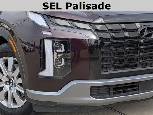 Used 2024 Hyundai Palisade SEL FWD image 3