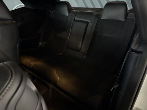 Used 2019 Dodge Challenger R/T Scat Pack w/ Shaker Package image 23