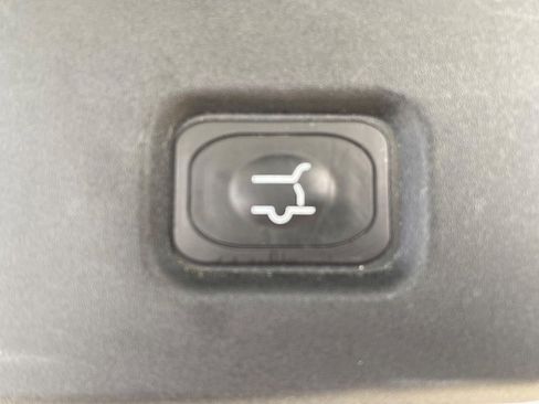 Used 2025 Ford Expedition Active AWD/4WD image 48