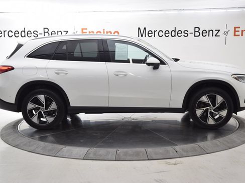 Certified 2024 Mercedes-Benz GLC 300 image 7