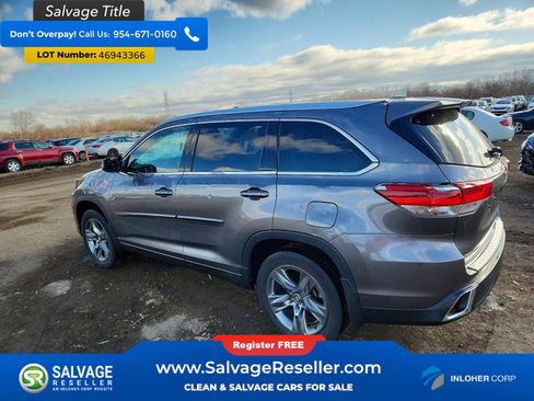 Used 2019 Toyota Highlander Limited Platinum image 2