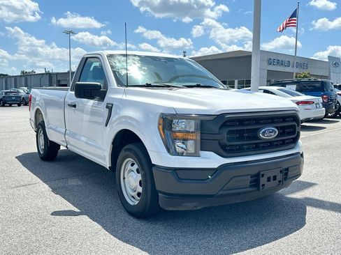 Used 2023 Ford F150 XL RWD image 2