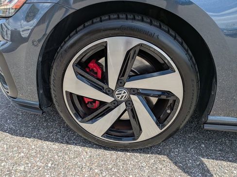 Used 2018 Volkswagen GTI S image 9