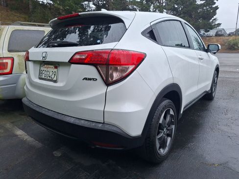 Used 2018 Honda HR-V EX image 14