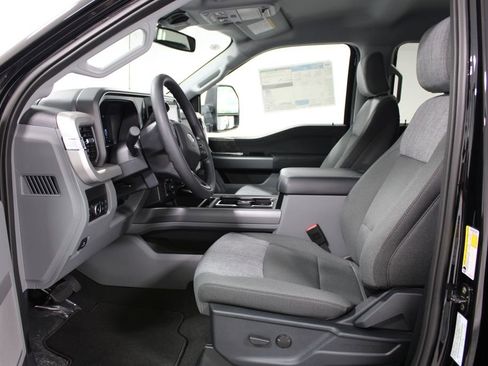 New 2026 Ford F250 XLT w/ XLT Premium Package image 26