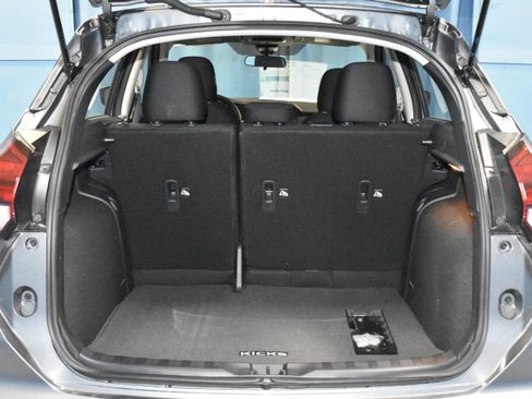 New 2025 Nissan Kicks Play S FWD image 23