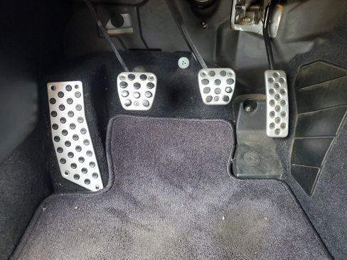 Used 2002 Honda S2000 image 18