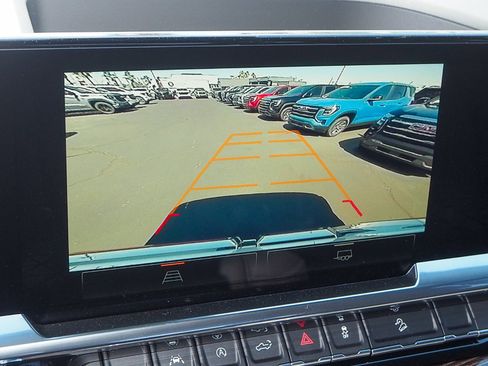 New 2025 GMC Sierra 1500 Elevation image 13