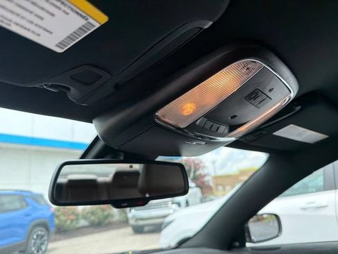 Used 2018 Chrysler 300 Limited w/ Safetytec Plus Group AWD/4WD image 11
