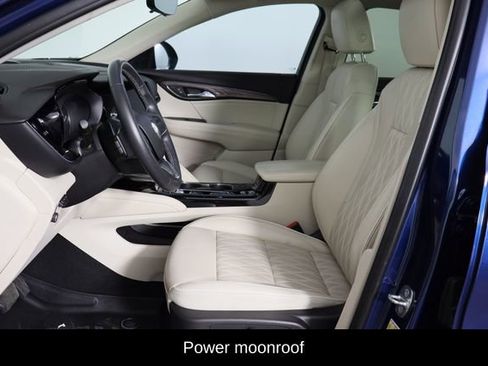 Used 2023 Buick Envision Avenir image 16