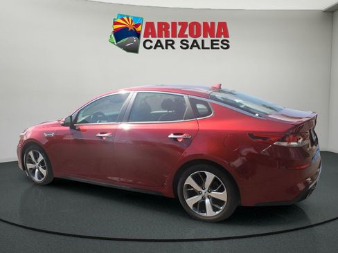 Used 2019 Kia Optima S image 2