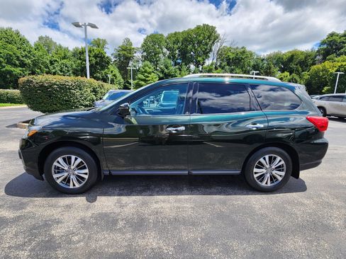 Used 2019 Nissan Pathfinder SL AWD/4WD image 5