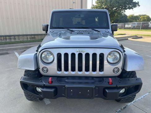 Used 2016 Jeep Wrangler Unlimited Rubicon image 6