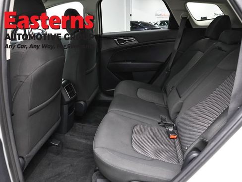 Used 2024 Kia Sportage LX FWD image 21
