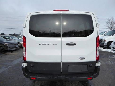 Used 2015 Ford Transit 350 XL image 6