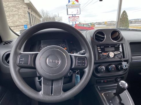 Used 2015 Jeep Patriot Sport w/ Power Value Group image 23