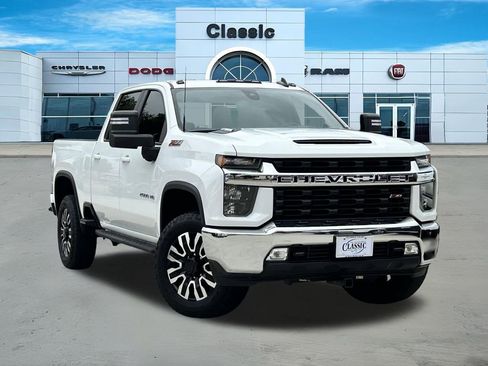 Used 2022 Chevrolet Silverado 2500 LT w/ Convenience Package AWD/4WD image 1