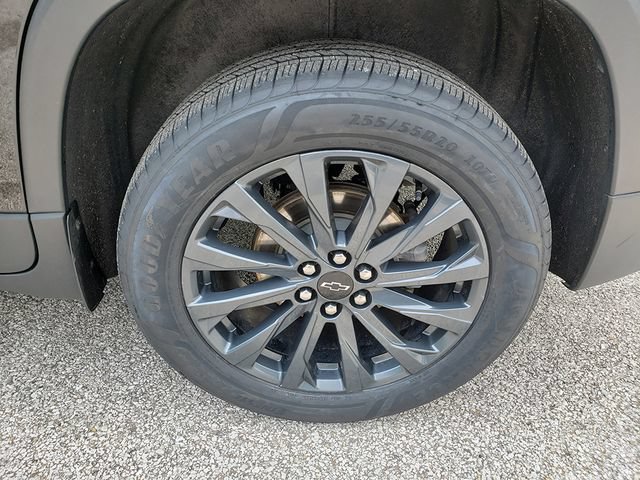Used 2023 Chevrolet Traverse RS w/ LPO, Floor Liner Package AWD/4WD image 17