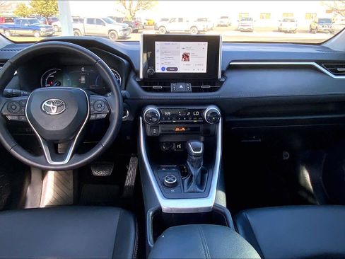 Used 2024 Toyota RAV4 XLE Premium image 30