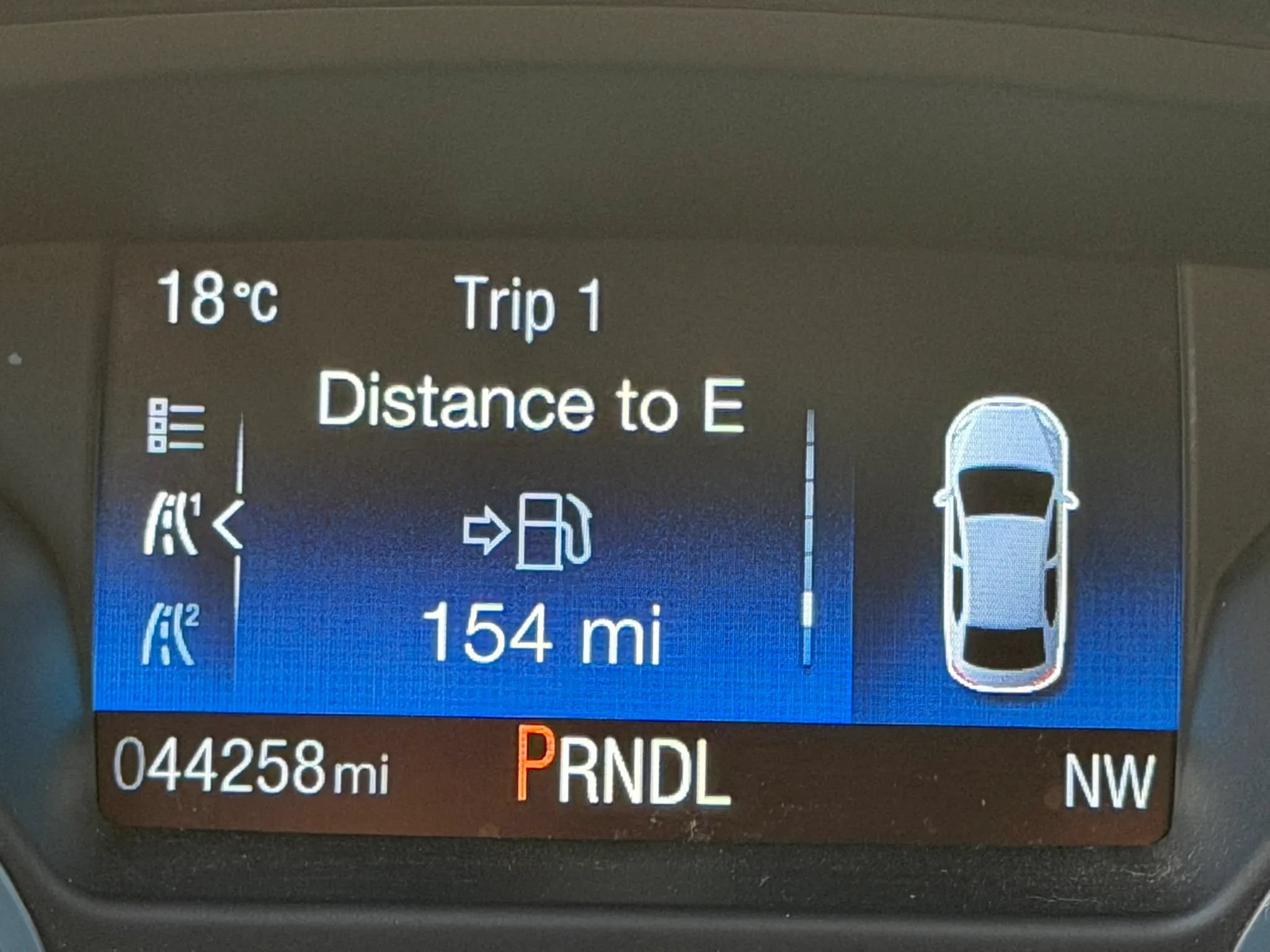 Used 2018 Ford Focus SE FWD image 22