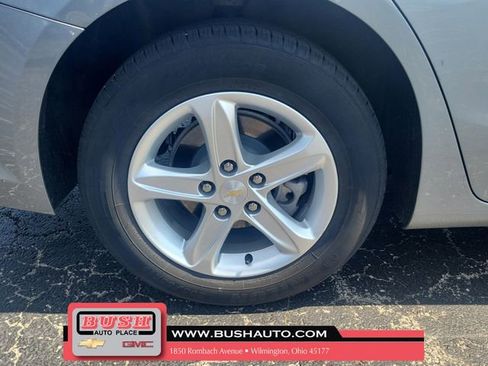 Used 2024 Chevrolet Malibu LT image 6