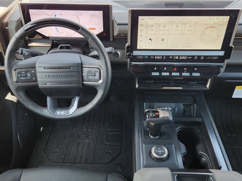 New 2025 GMC Hummer EV 2X AWD/4WD image 30
