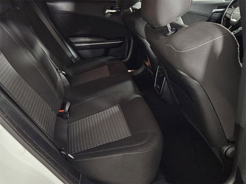 Used 2020 Dodge Charger GT image 28