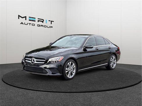 Used 2019 Mercedes-Benz C 300 Sedan image 4