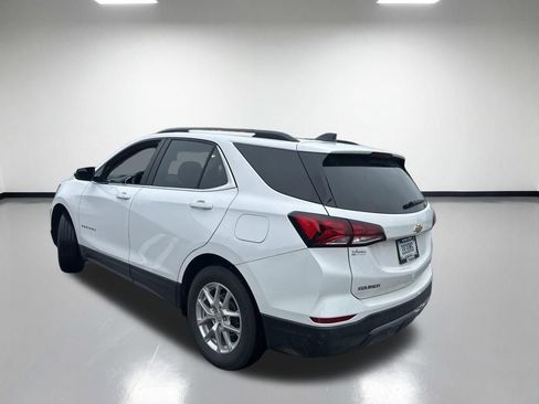 Used 2024 Chevrolet Equinox LT AWD/4WD image 2
