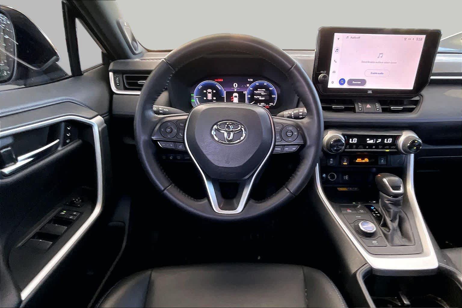 Used 2025 Toyota RAV4 XSE w/ Advanced Technology Package AWD/4WD image 5