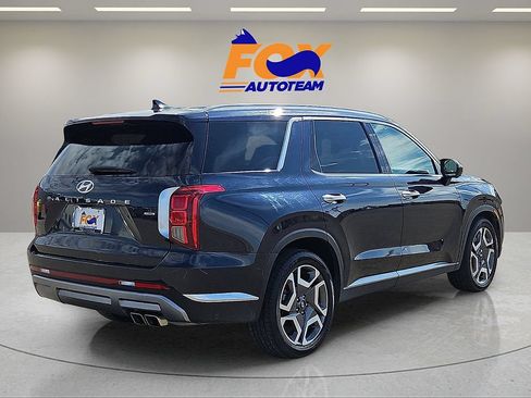 Used 2024 Hyundai Palisade Limited AWD/4WD image 4