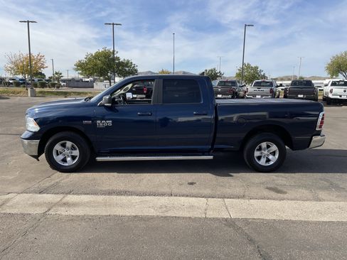 Certified 2020 RAM 1500 Classic SLT w/ Luxury Group image 3