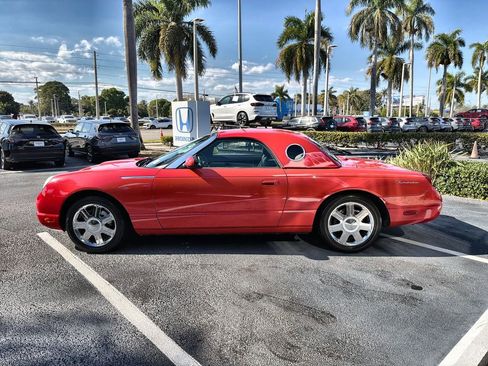 Used 2005 Ford Thunderbird image 5