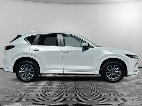 Used 2025 MAZDA CX-5 AWD 2.5 S w/ Preferred Package image 3