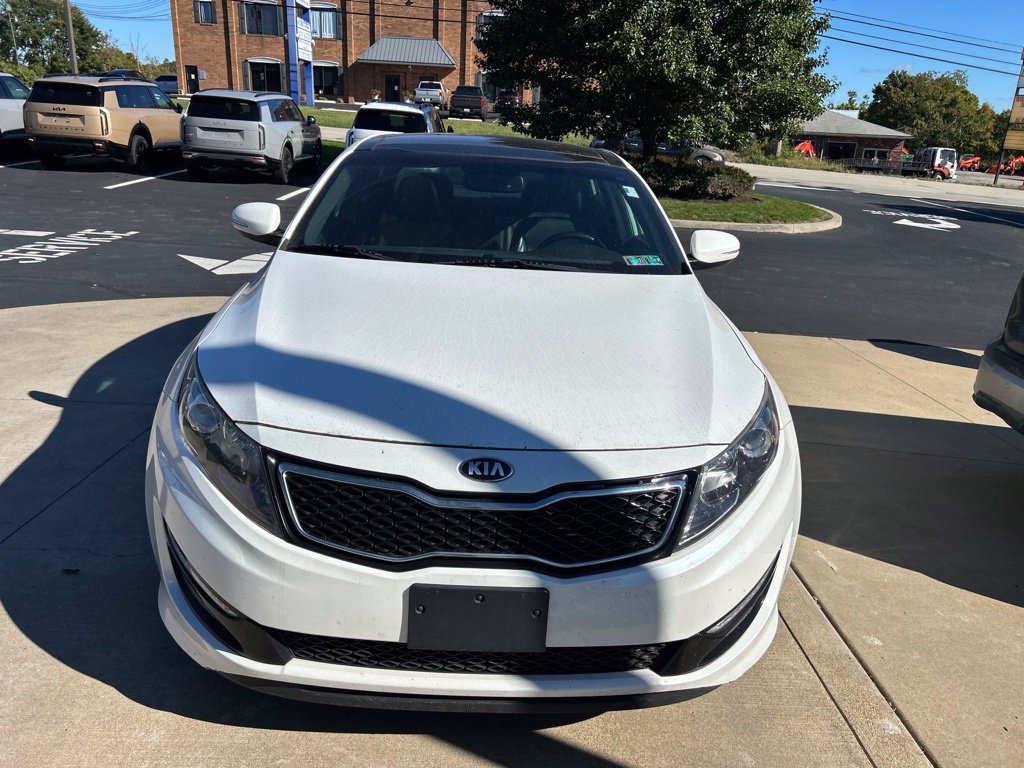 Used 2013 Kia Optima SX w/ Limited Pkg FWD image 2