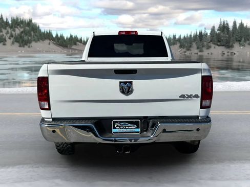 Used 2018 RAM 2500 Tradesman w/ Chrome Appearance Group AWD/4WD image 4