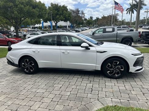 Used 2025 Hyundai Sonata SEL FWD image 32