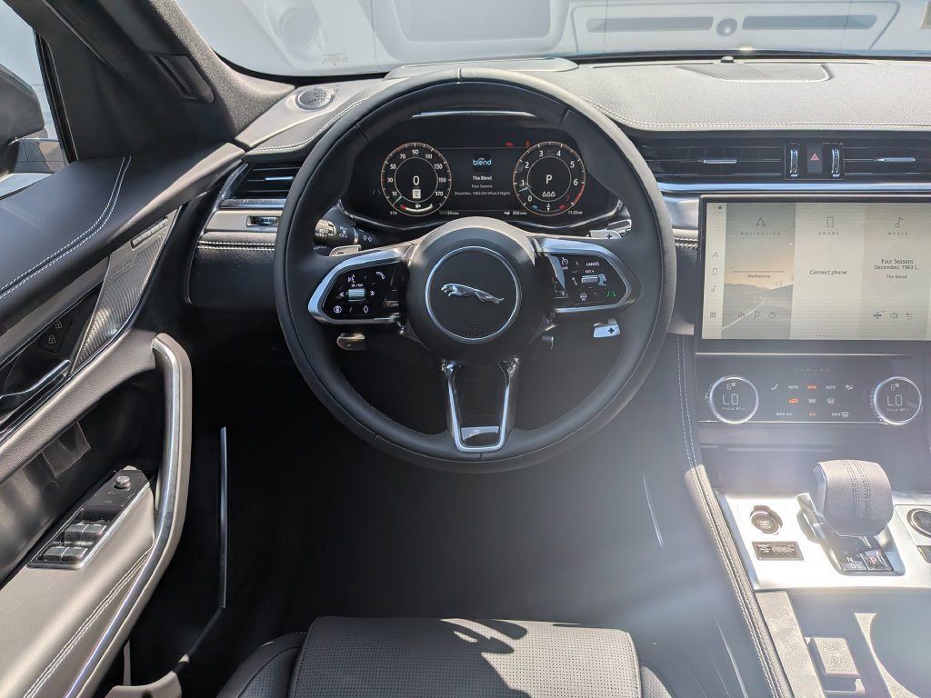 New 2026 Jaguar F-PACE R-Dynamic S AWD/4WD image 16