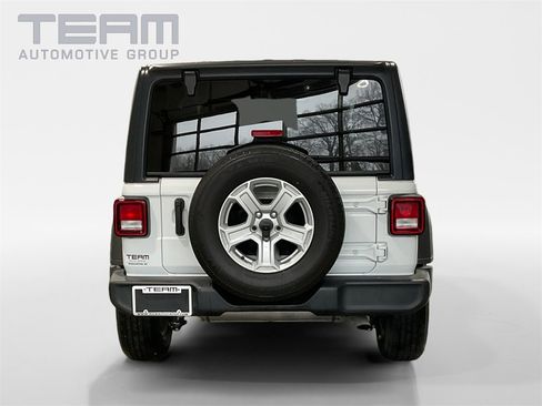 Used 2021 Jeep Wrangler Sport S image 6