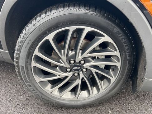 Used 2020 Lincoln Nautilus Reserve image 37