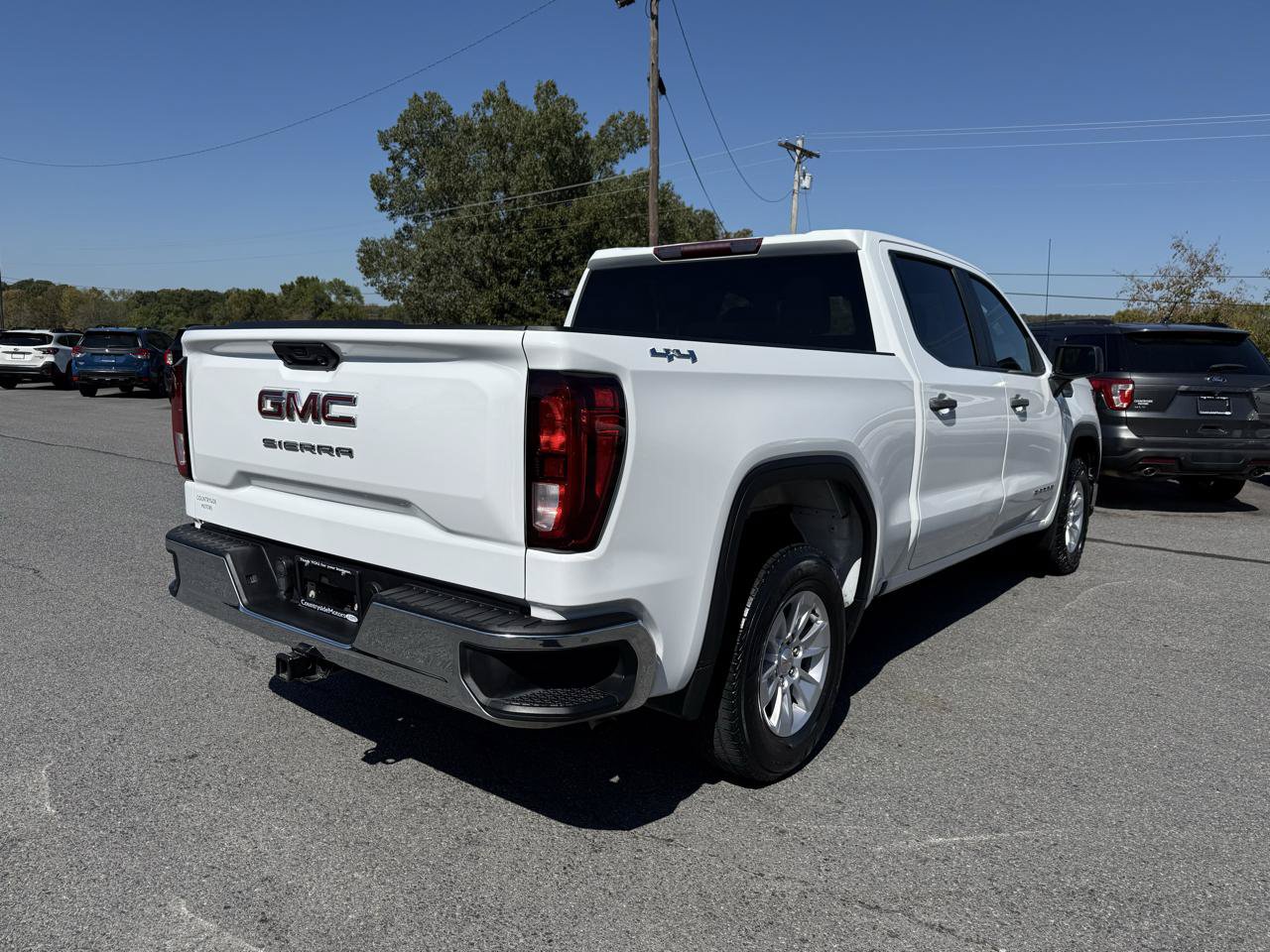 Used 2022 GMC Sierra 1500 Pro w/ Convenience Package AWD/4WD image 6