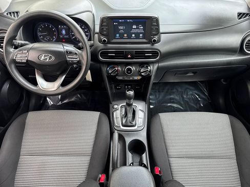 Used 2018 Hyundai Kona SE image 25