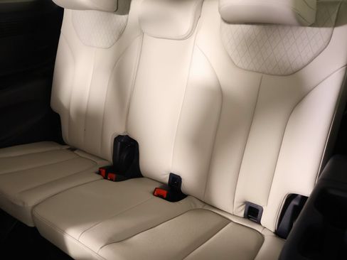 Used 2022 Hyundai Palisade SEL w/ 8P Bench Seat Package FWD image 14