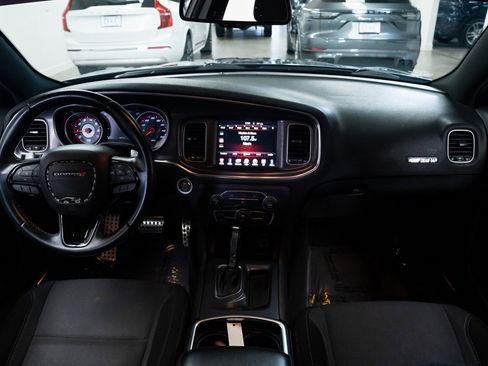 Used 2016 Dodge Charger R/T image 9