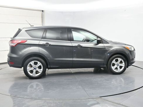 Used 2016 Ford Escape SE FWD image 25